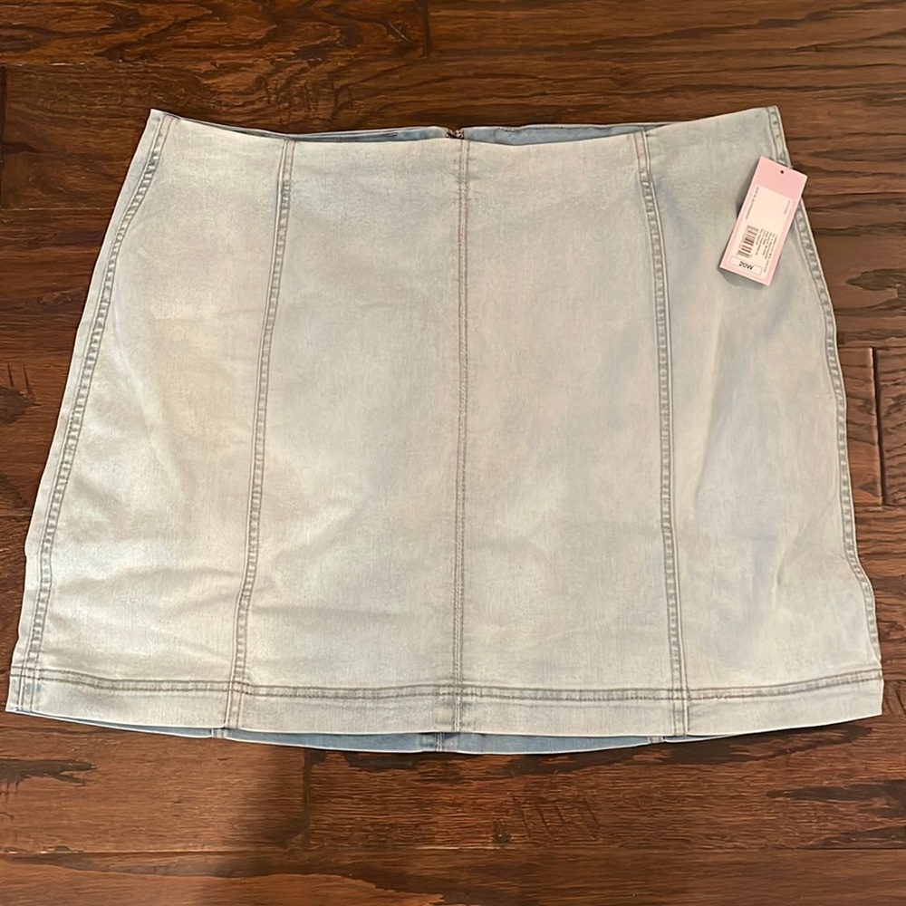 Womens light denim skirt